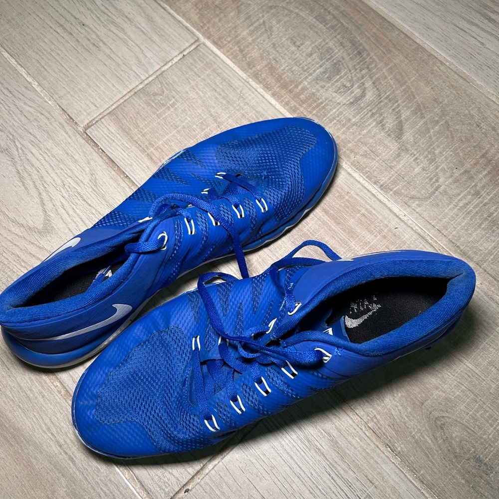 Nike Blue Sneakers with White Details - Picture 3 of 3